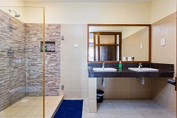 2 bedroom beachfront in Diani