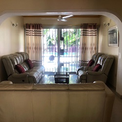 5 bedroom Nyali, own compound with a swimming pool