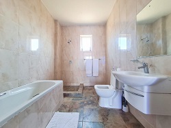 3 bedroom apartment in Diani