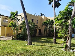 7 bedroom beachfront villa in Mtwapa
