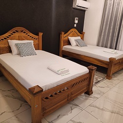 3 bedroom oceanview apartment